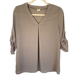 Women's Gray Blouse 3/4 Length Sleeves with Buttons Medium